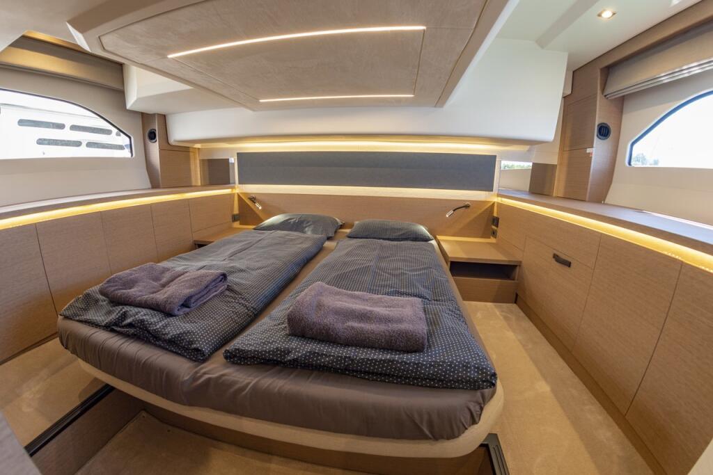 Motoryacht 