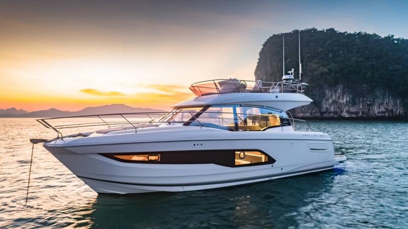 Motoryacht 