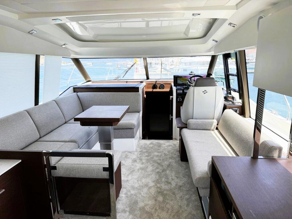 Motoryacht 