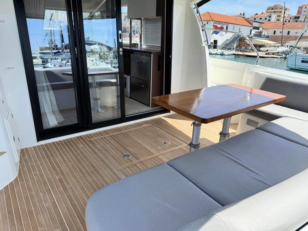 Motoryacht 