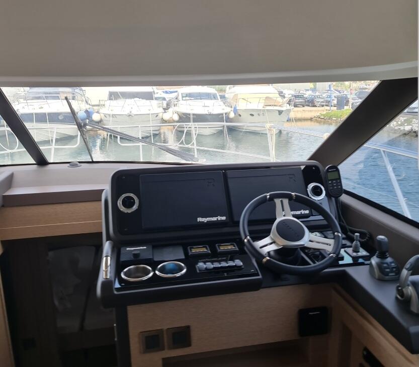 Motoryacht 