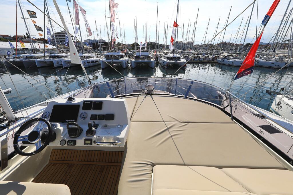 Motoryacht 