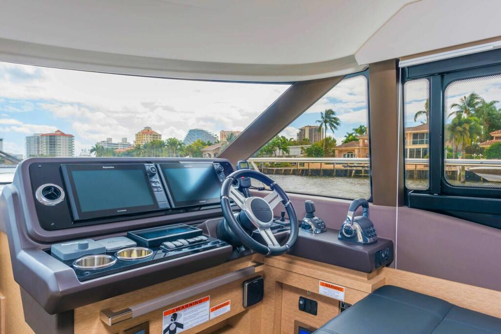 Motoryacht 