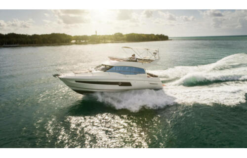 Motoryacht 