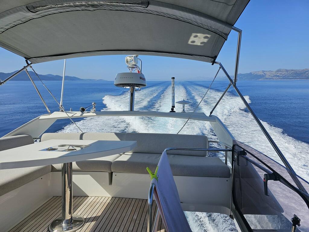 Motoryacht 