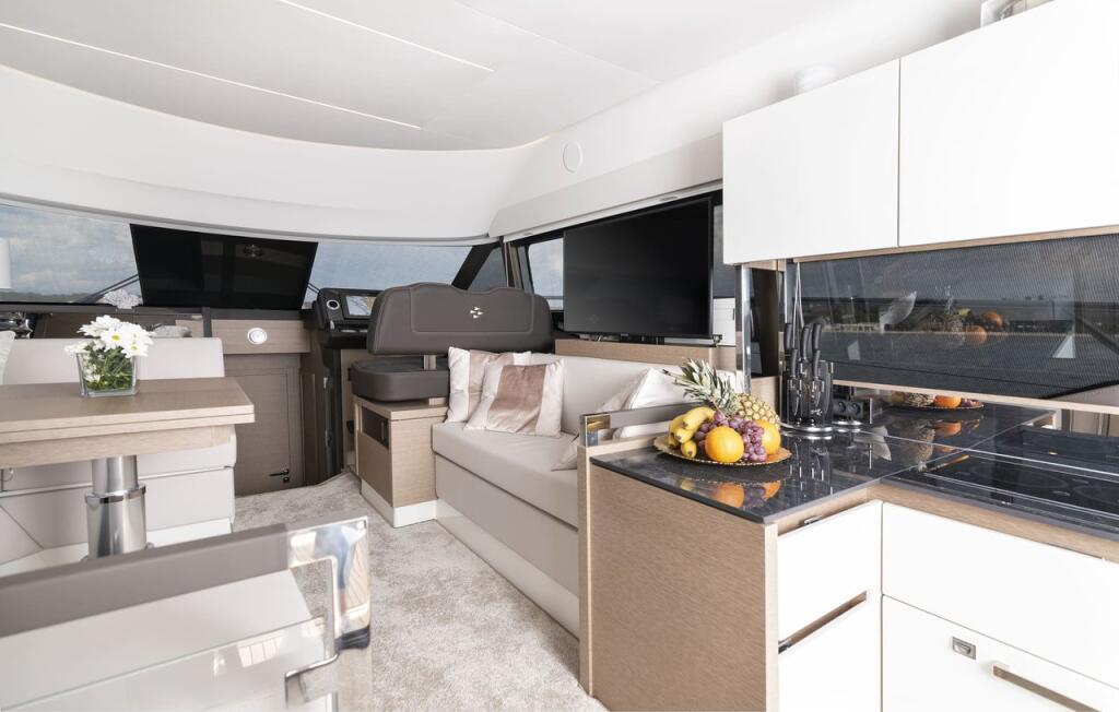 Motoryacht 