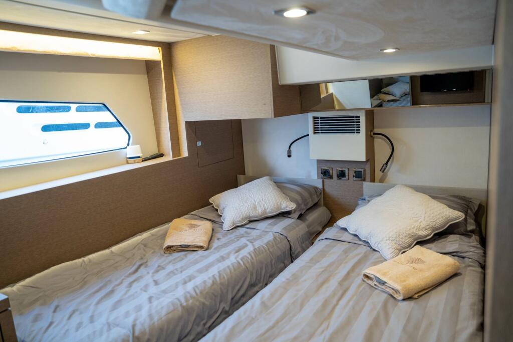 Motoryacht 