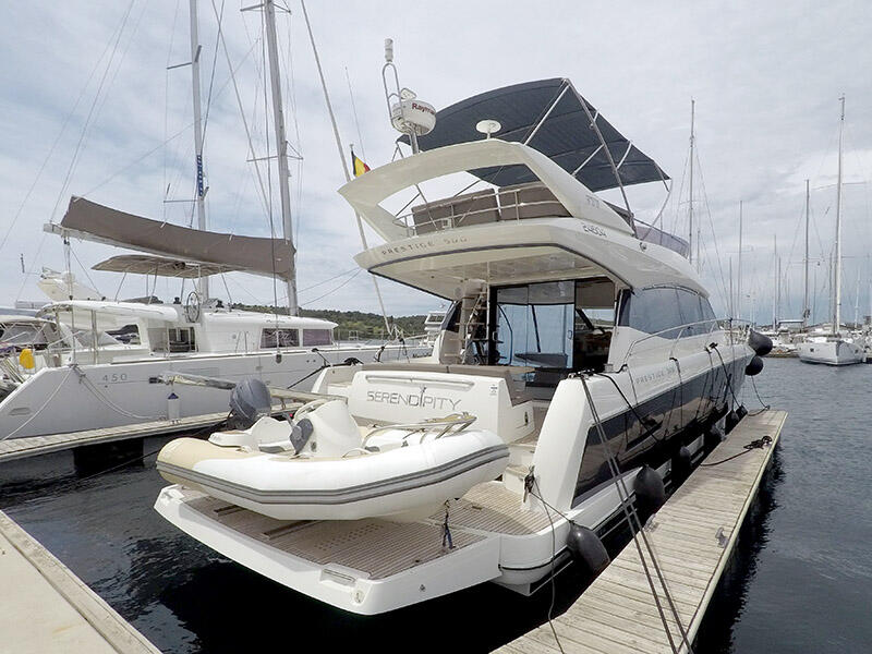 Motoryacht 