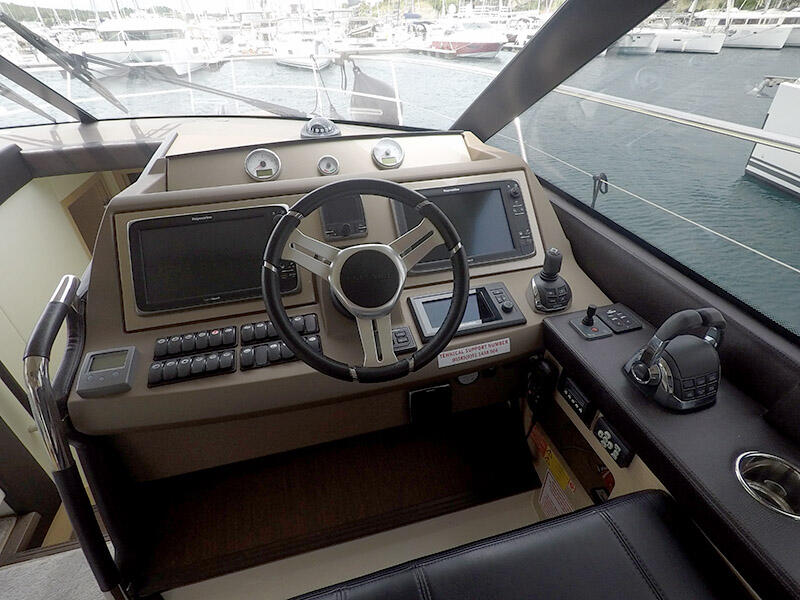 Motoryacht 