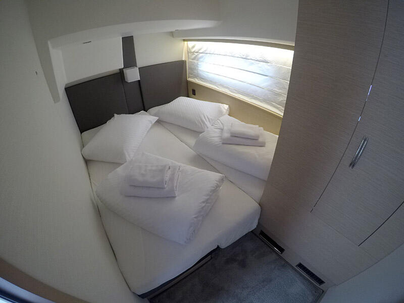 Motoryacht 