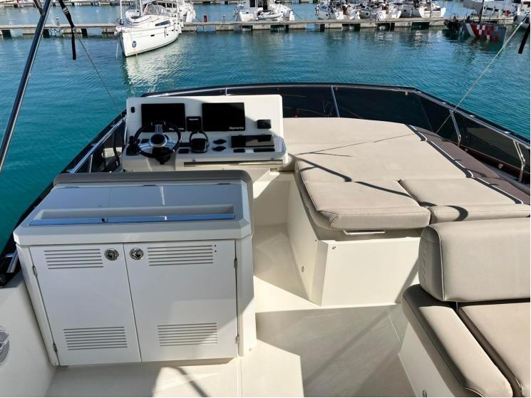 Motoryacht 