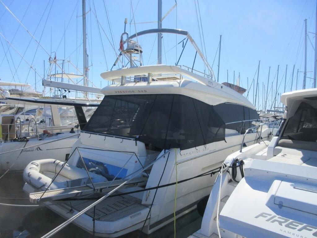 Motoryacht 