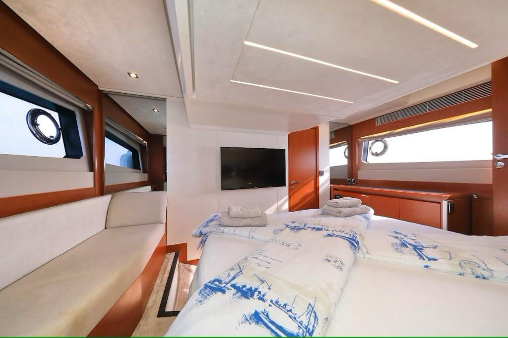 Motoryacht 