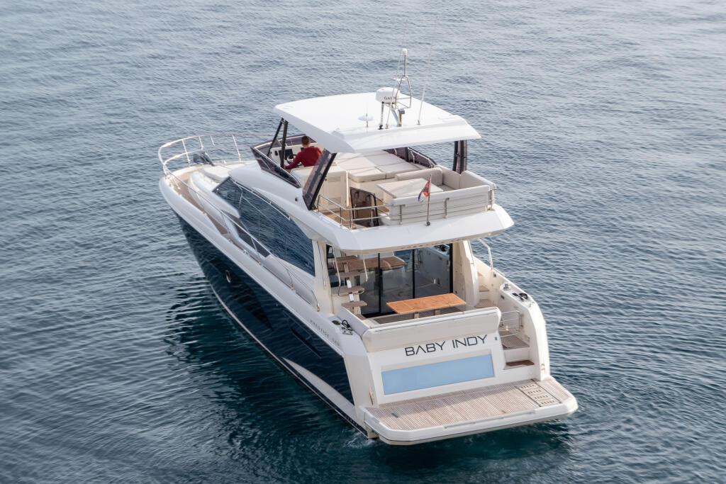Motoryacht 