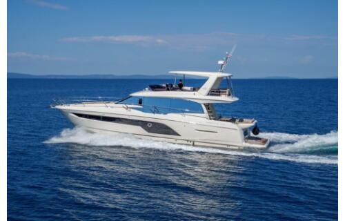 Motoryacht 