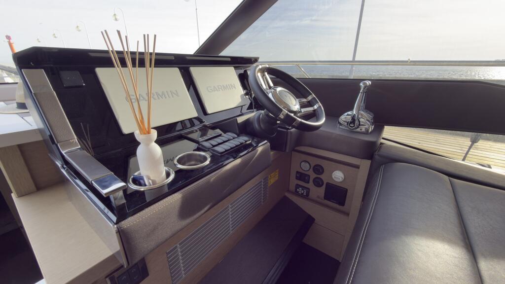 Motoryacht 