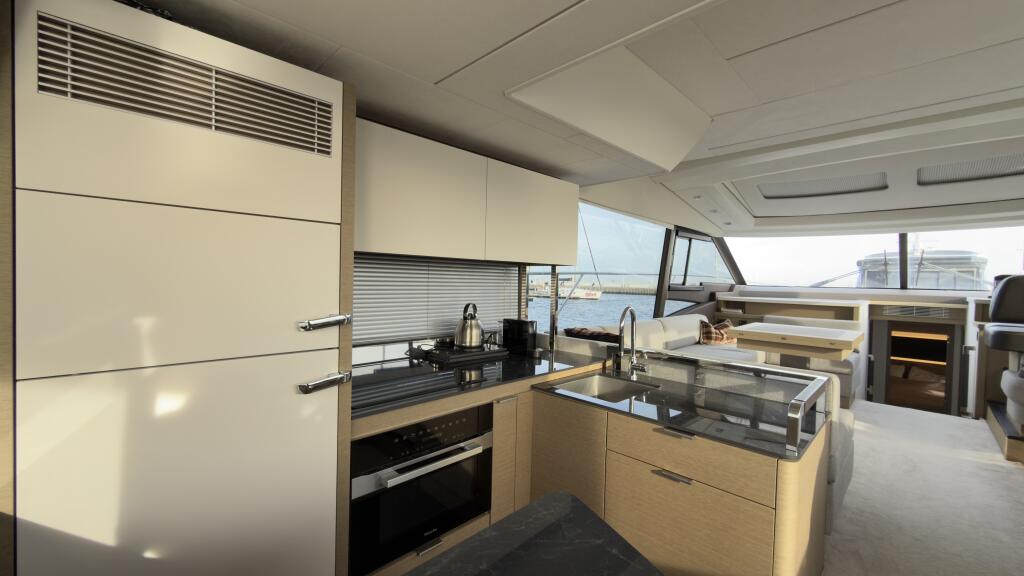 Motoryacht 