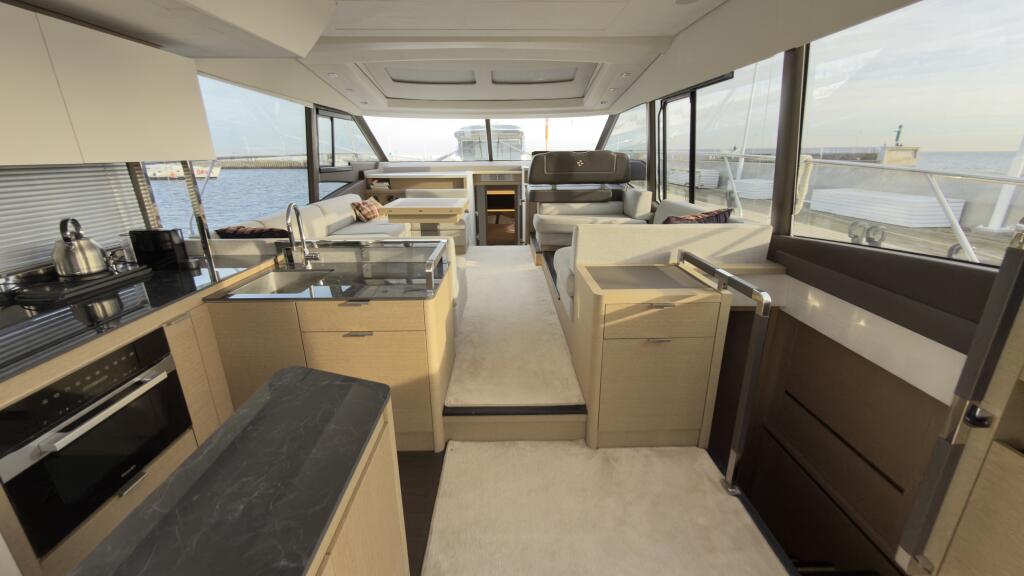 Motoryacht 