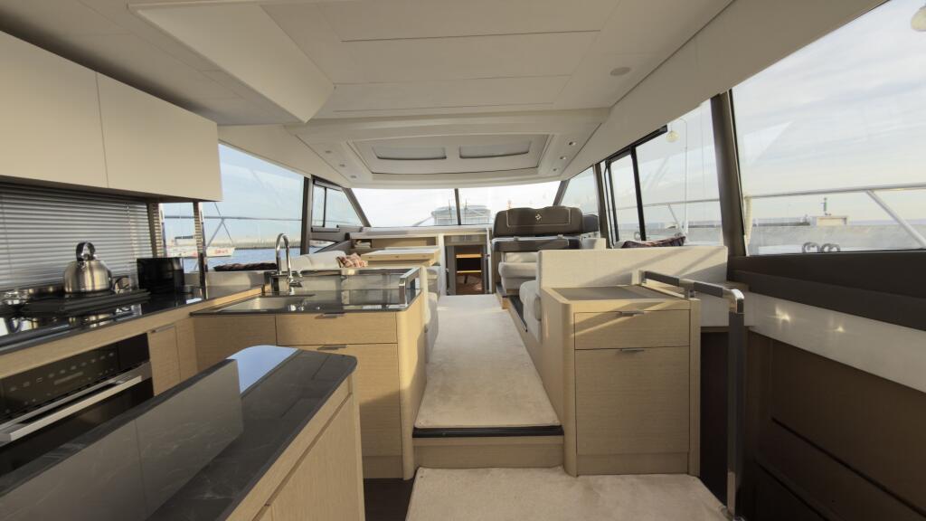 Motoryacht 