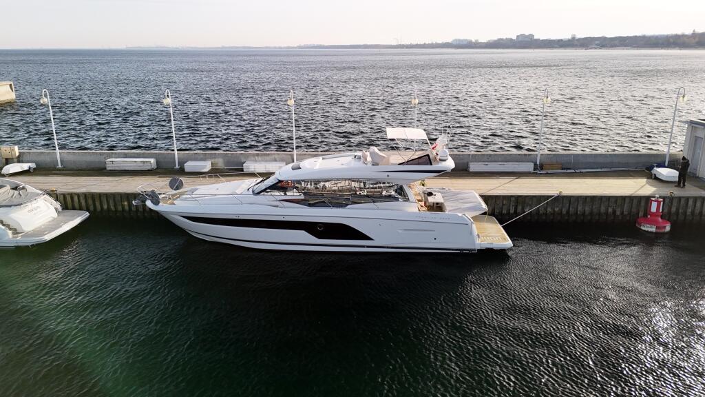 Motoryacht 