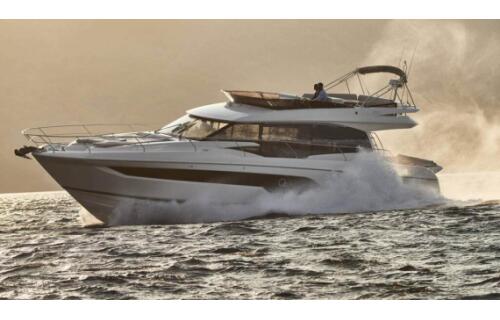 Motoryacht 