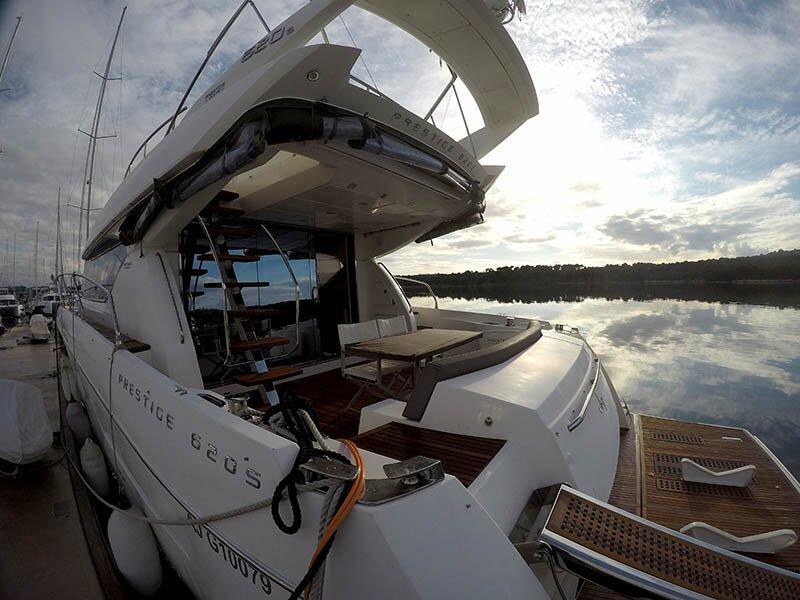 Motoryacht 