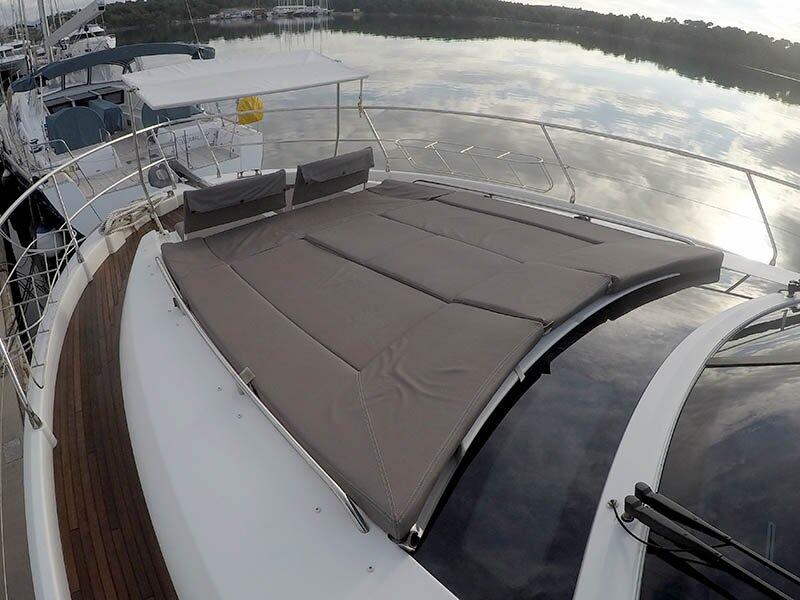 Motoryacht 
