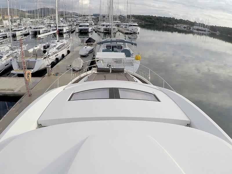 Motoryacht 