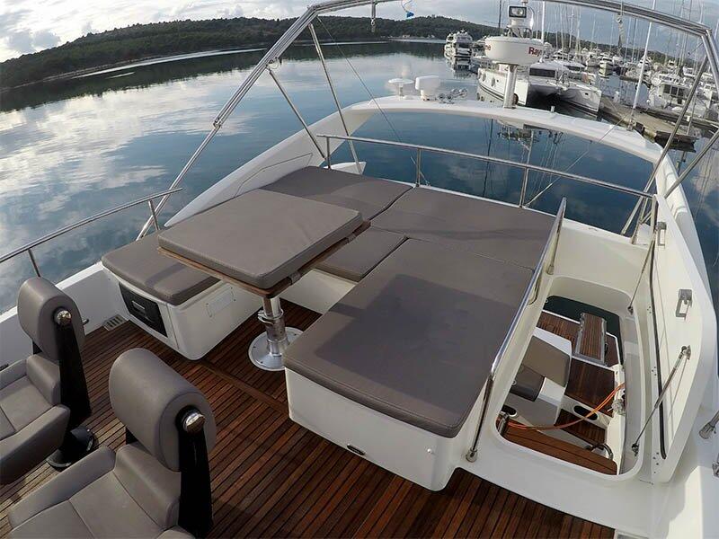 Motoryacht 