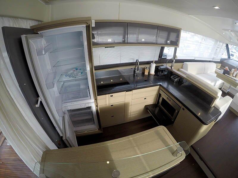 Motoryacht 