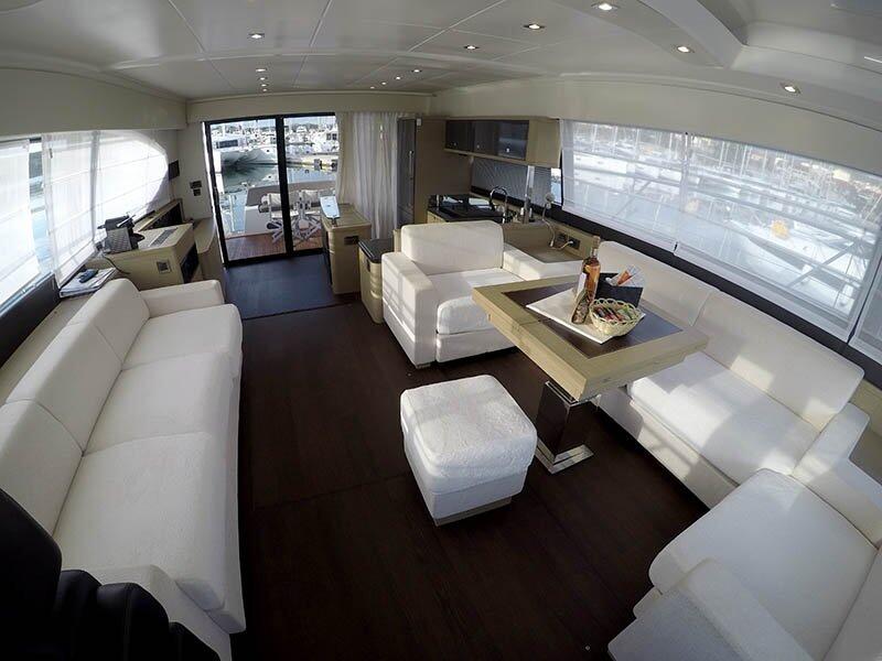 Motoryacht 