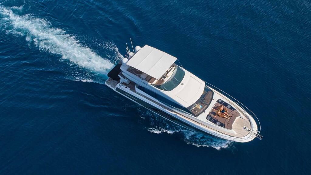Motoryacht 