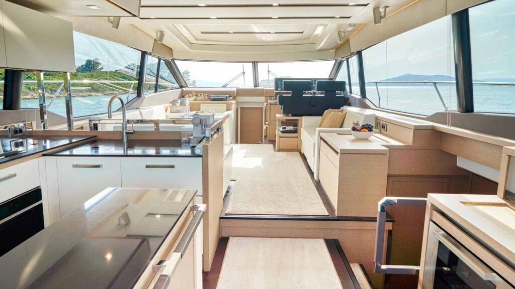 Motoryacht 