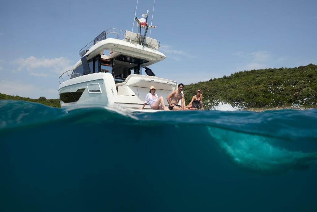 Motoryacht 