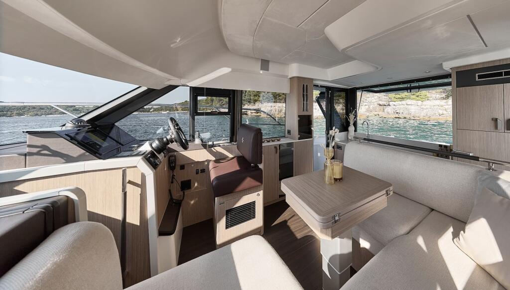 Motoryacht 