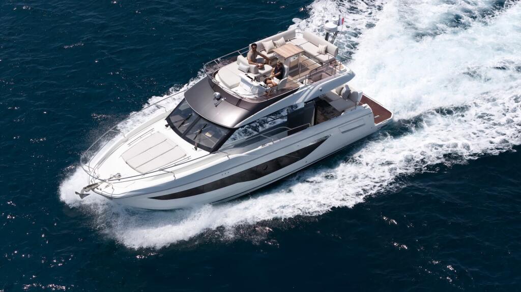 Motoryacht 