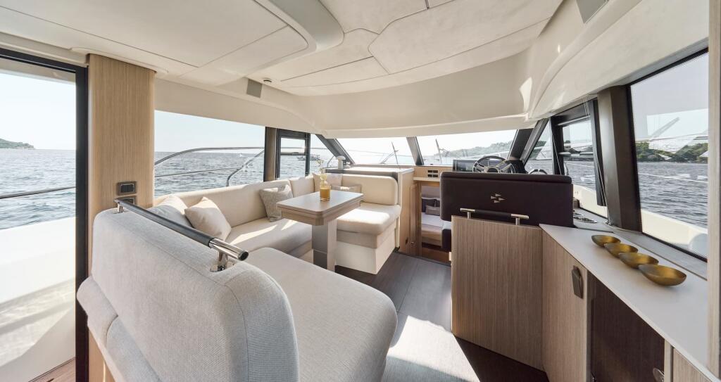 Motoryacht 