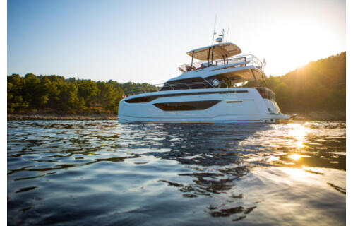 Power catamaran 