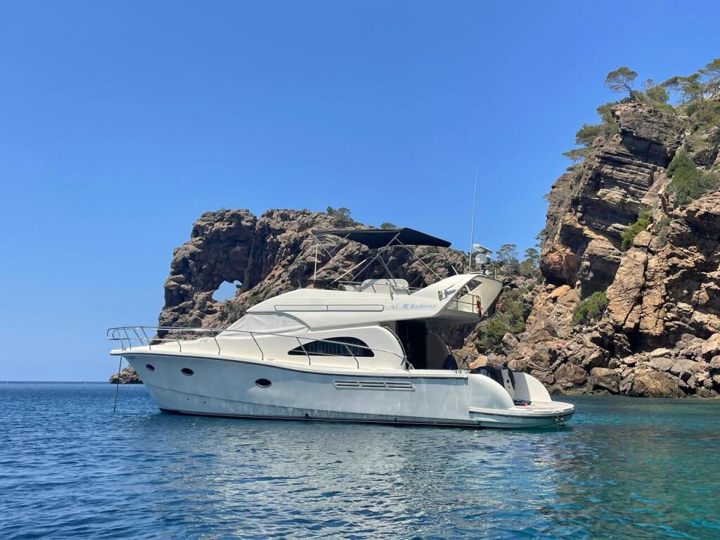 Motoryacht 