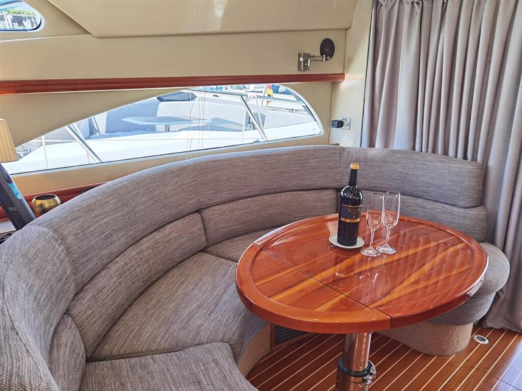 Motoryacht 