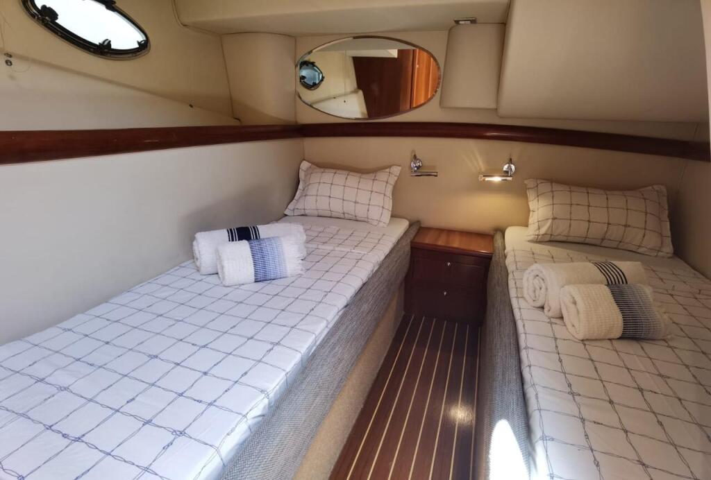Motoryacht 