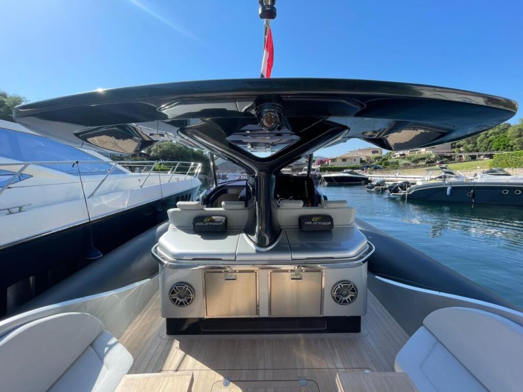 Motoryacht 