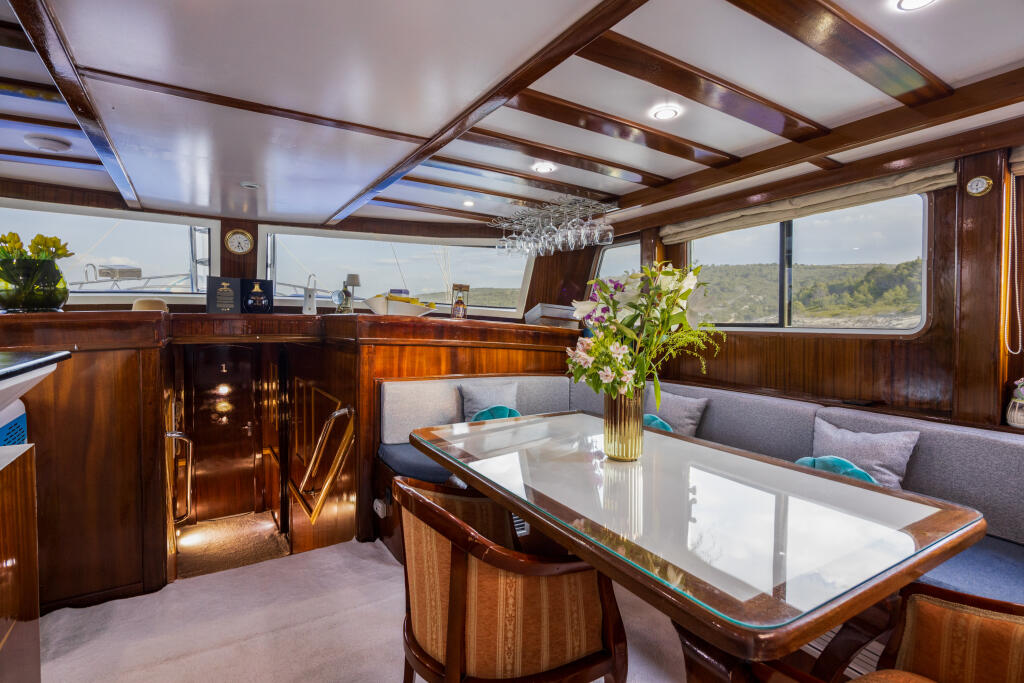 Gulet & Motorsailer 