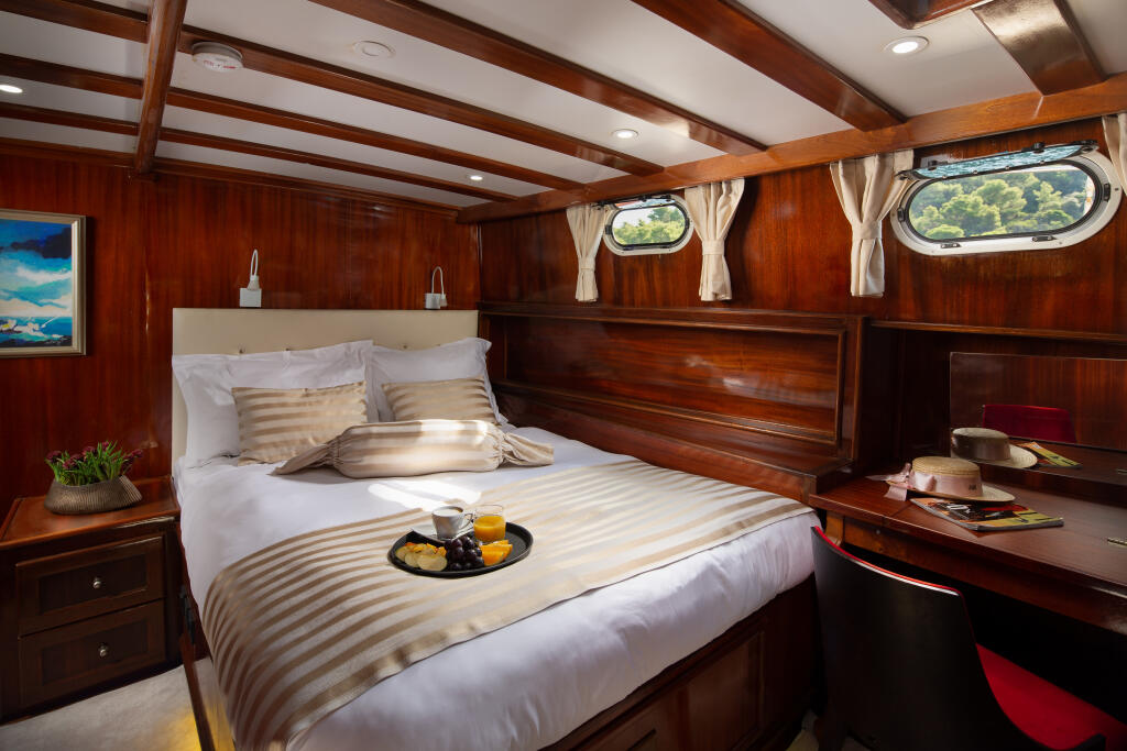 Gulet & Motorsailer 