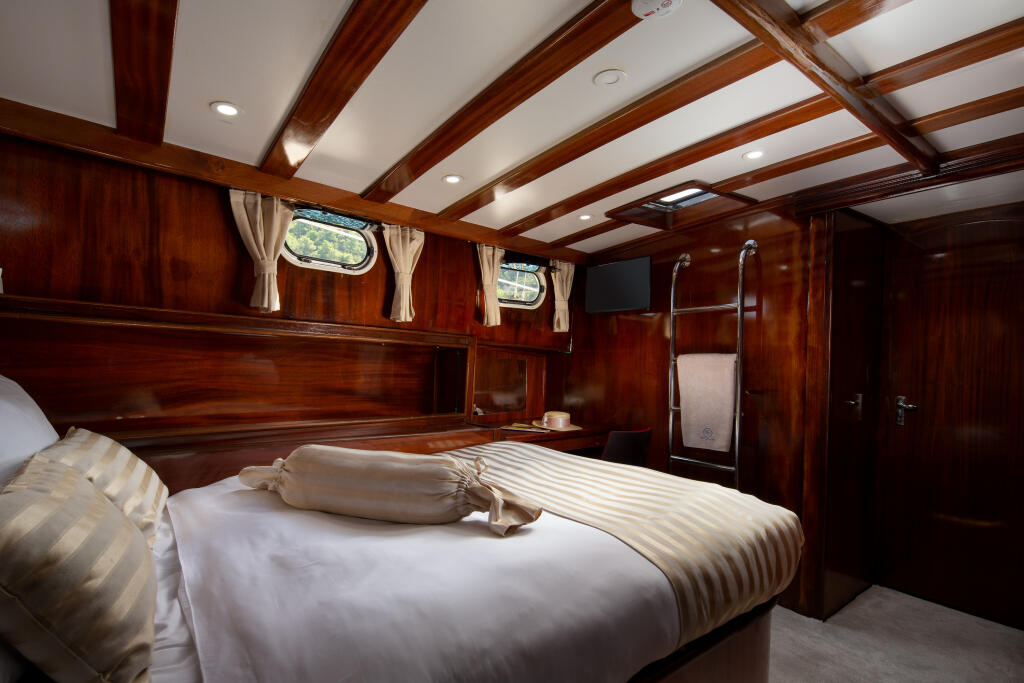 Gulet & Motorsailer 