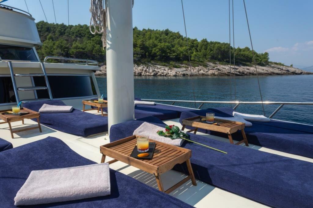 Gulet & Motor Sailer 