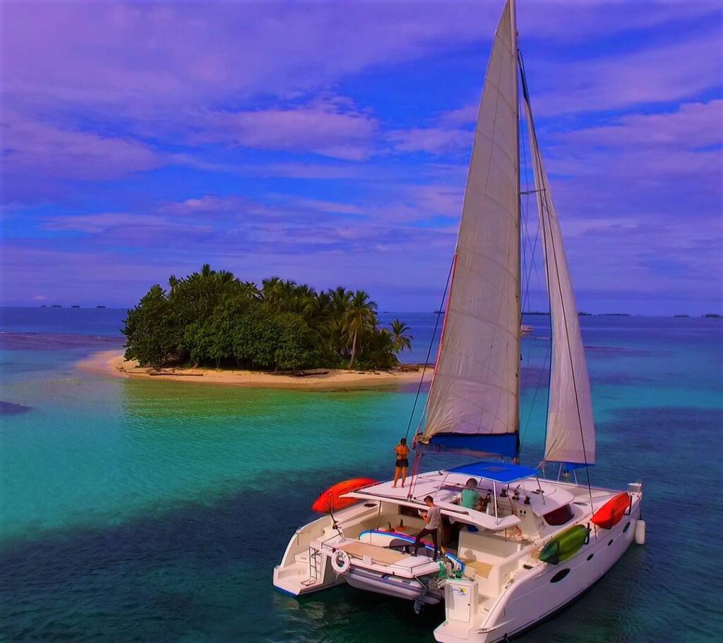 Catamaran 