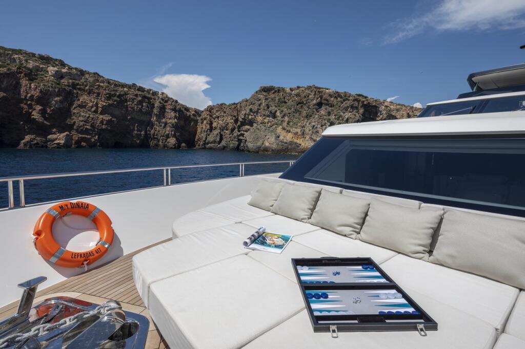 Luxury motor yacht 