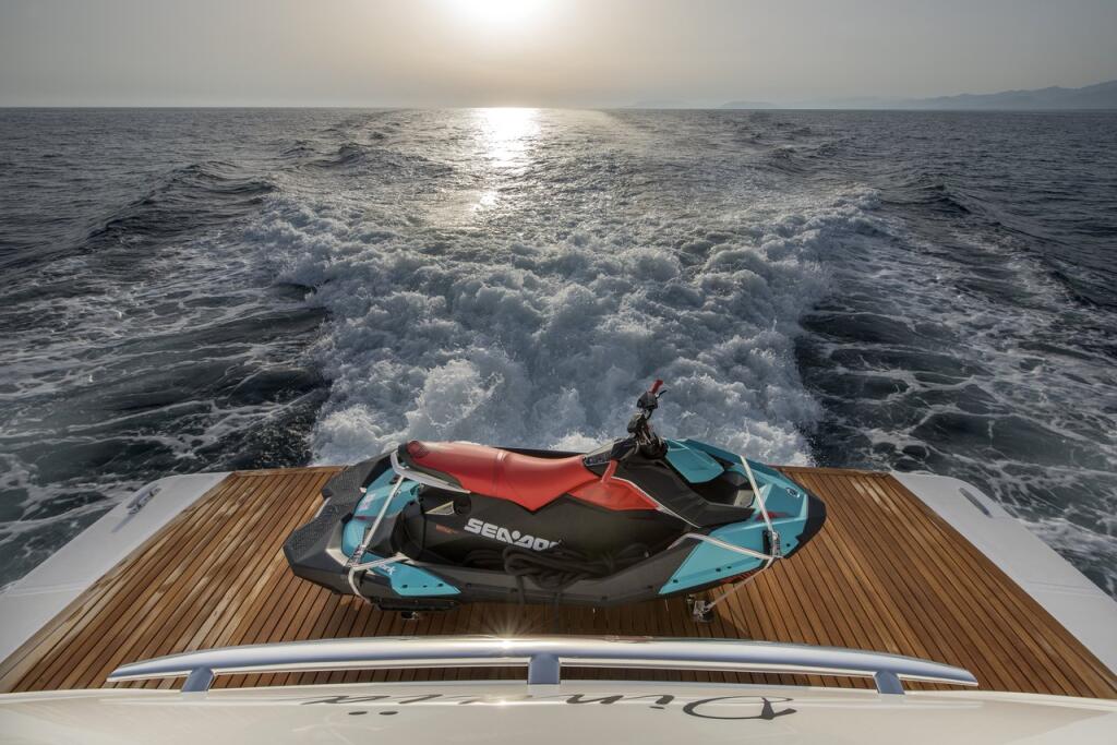 Luxury motor yacht 