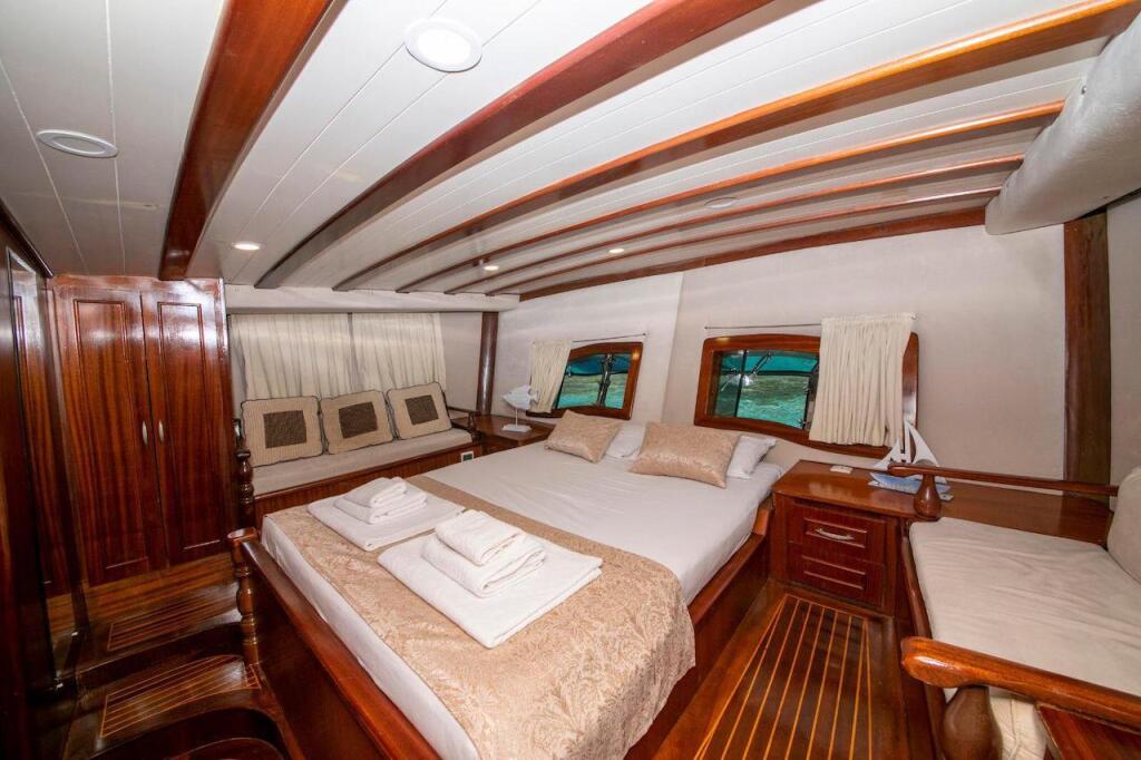 Gulet & Motor Sailer 